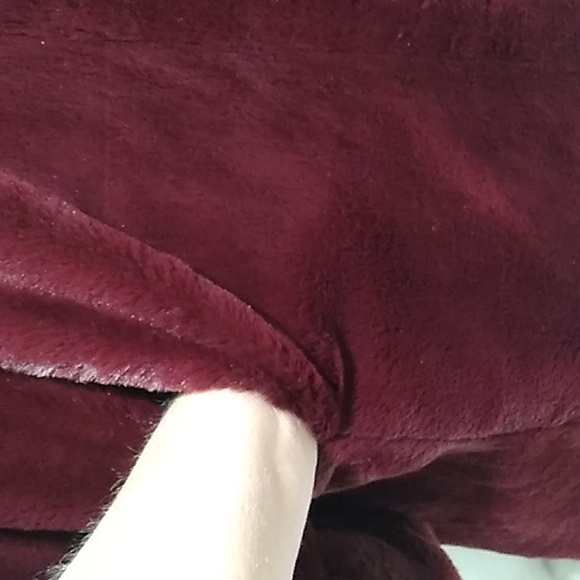 FLASH SALE! Stunning Dennis By Dennis Basso Reversible Coat Can Fit Up To Large - Picture 13 of 14